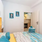 Beautiful In Apartment *